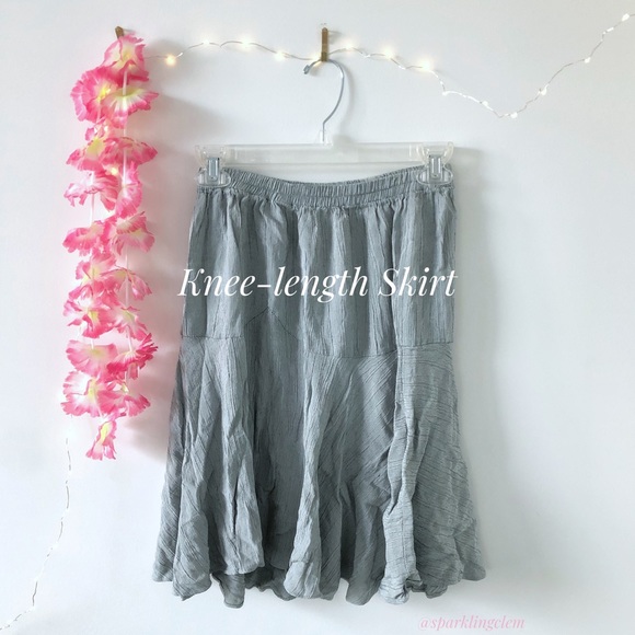 ✨$5/$20✨ hippie skirt w elastic waist - Picture 1 of 7